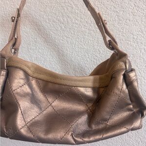 Chanel Gold-Tone Quilted Shoulder Bag 100% authentic